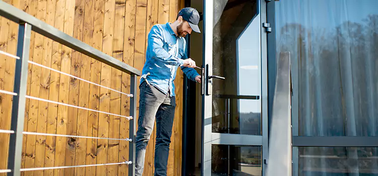 Patio Screen Door Installation Gladstone